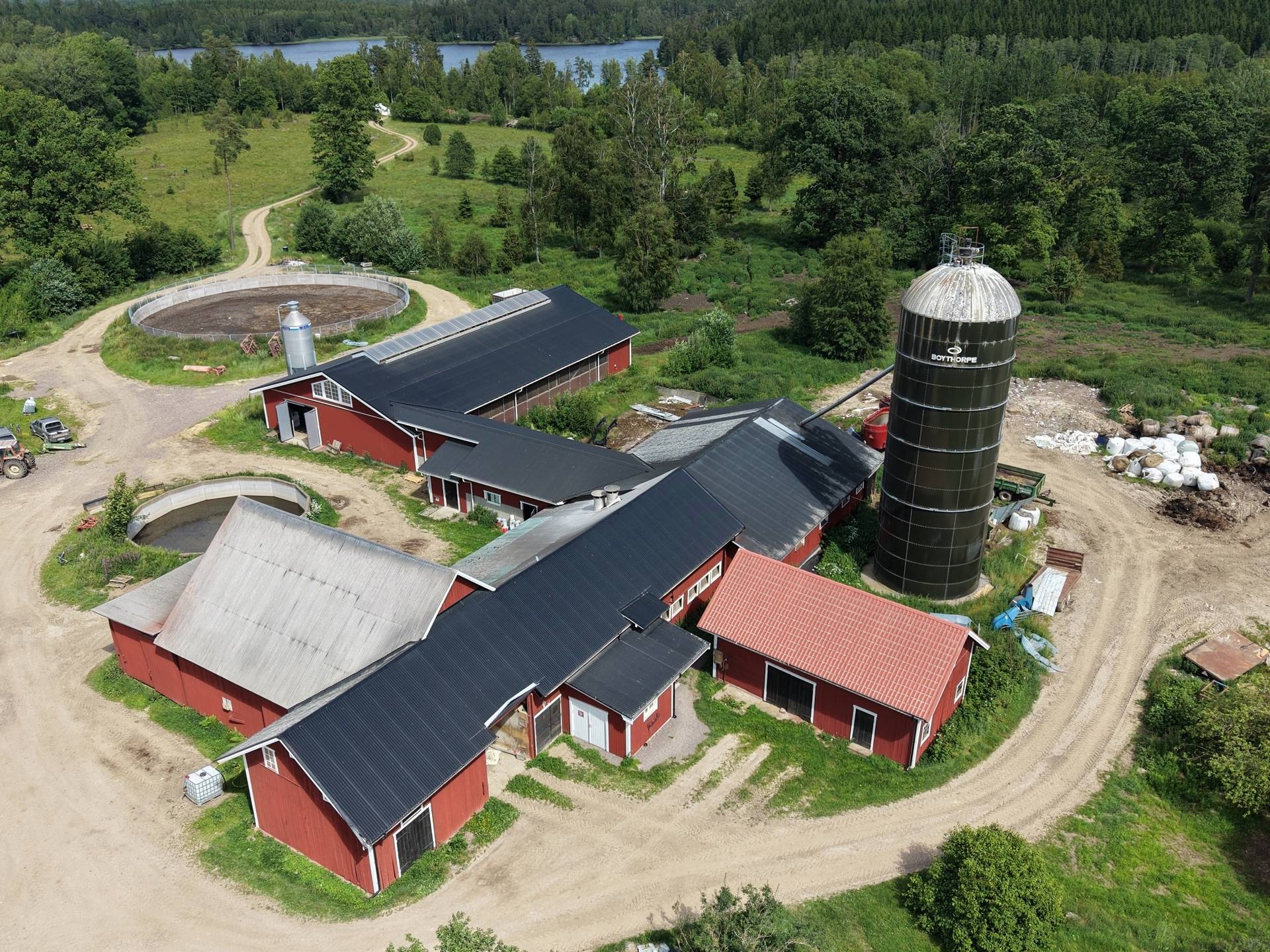 Gård med jordbruk på Storkelsby Gård Storkelsby Motala kommun - bild 17