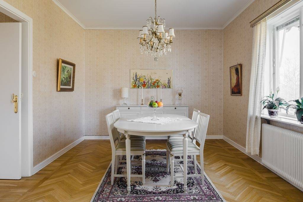 7 rum Villa på Istrums skola 1 Istrum Skara kommun - bild 3
