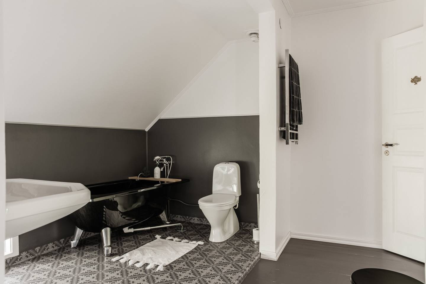 9 rum Villa på Rodervägen 15 Almedal Hjo kommun - bild 58