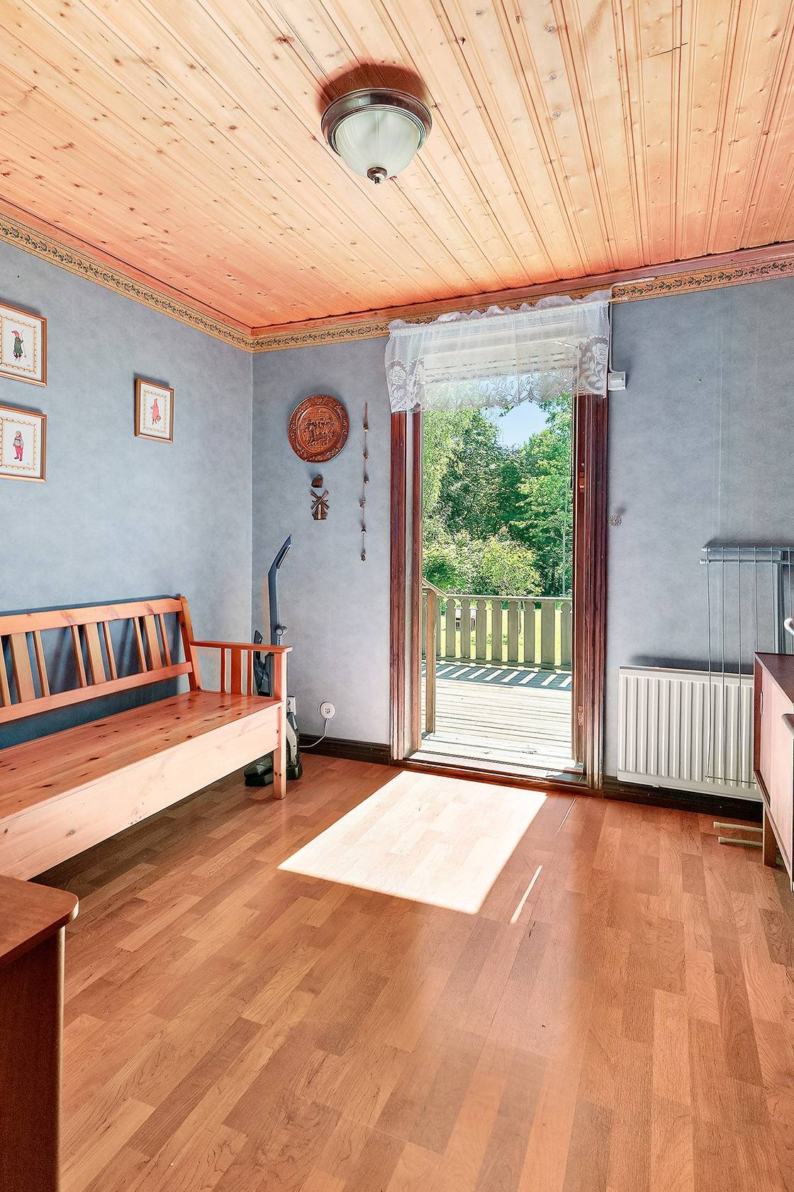 7 rum Villa på Villagatan 28 Eneryda Älmhults kommun - bild 16