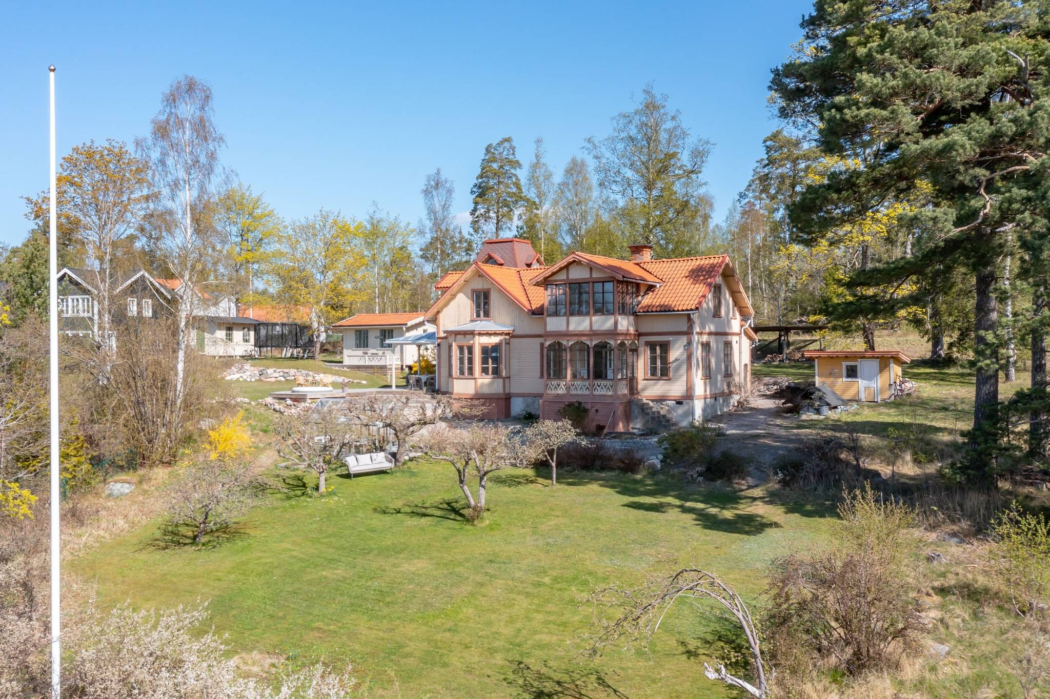 8 rum Villa på Nantesvägen 73 Svinninge Österåkers kommun - bild 2