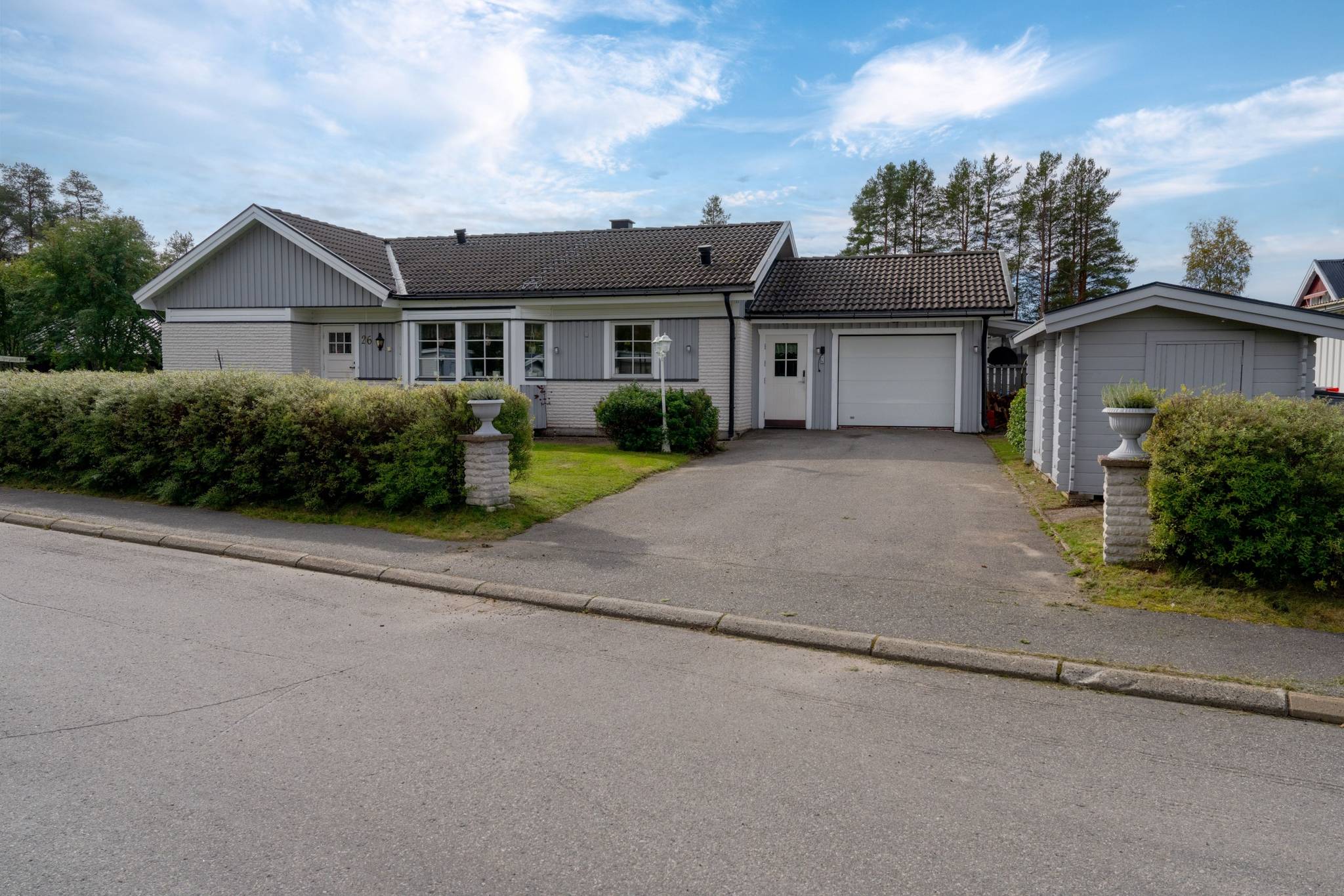 villa på Lägergatan 26 Byske, Skellefteå kommun - bild 2