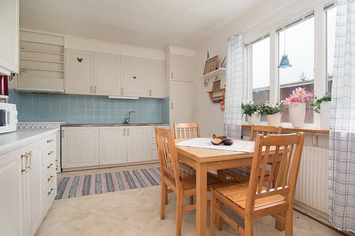 122 m² Villa på Harggatan 6 KISA Kinda kommun - bild 10