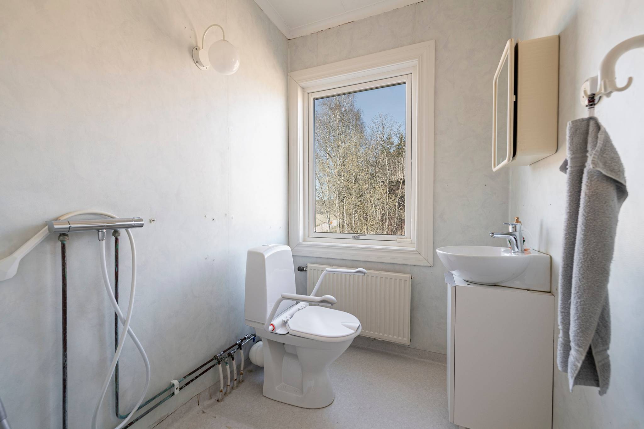 7 rum Villa på Lisjövägen 205 Surahammars kommun - bild 33