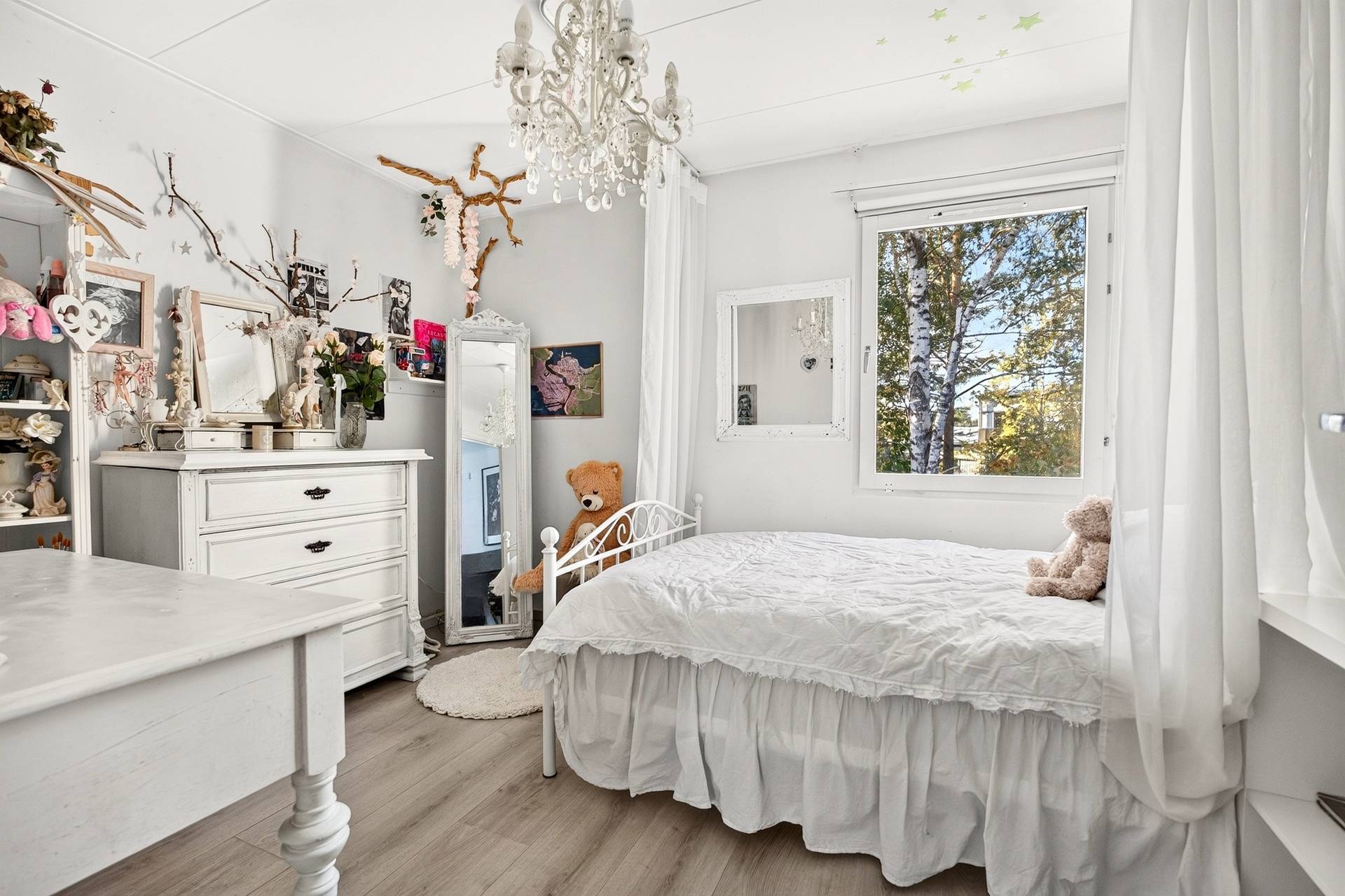 5 rum Radhus på Lärksoppsgatan 106 Bergvreten Enköpings kommun - bild 24