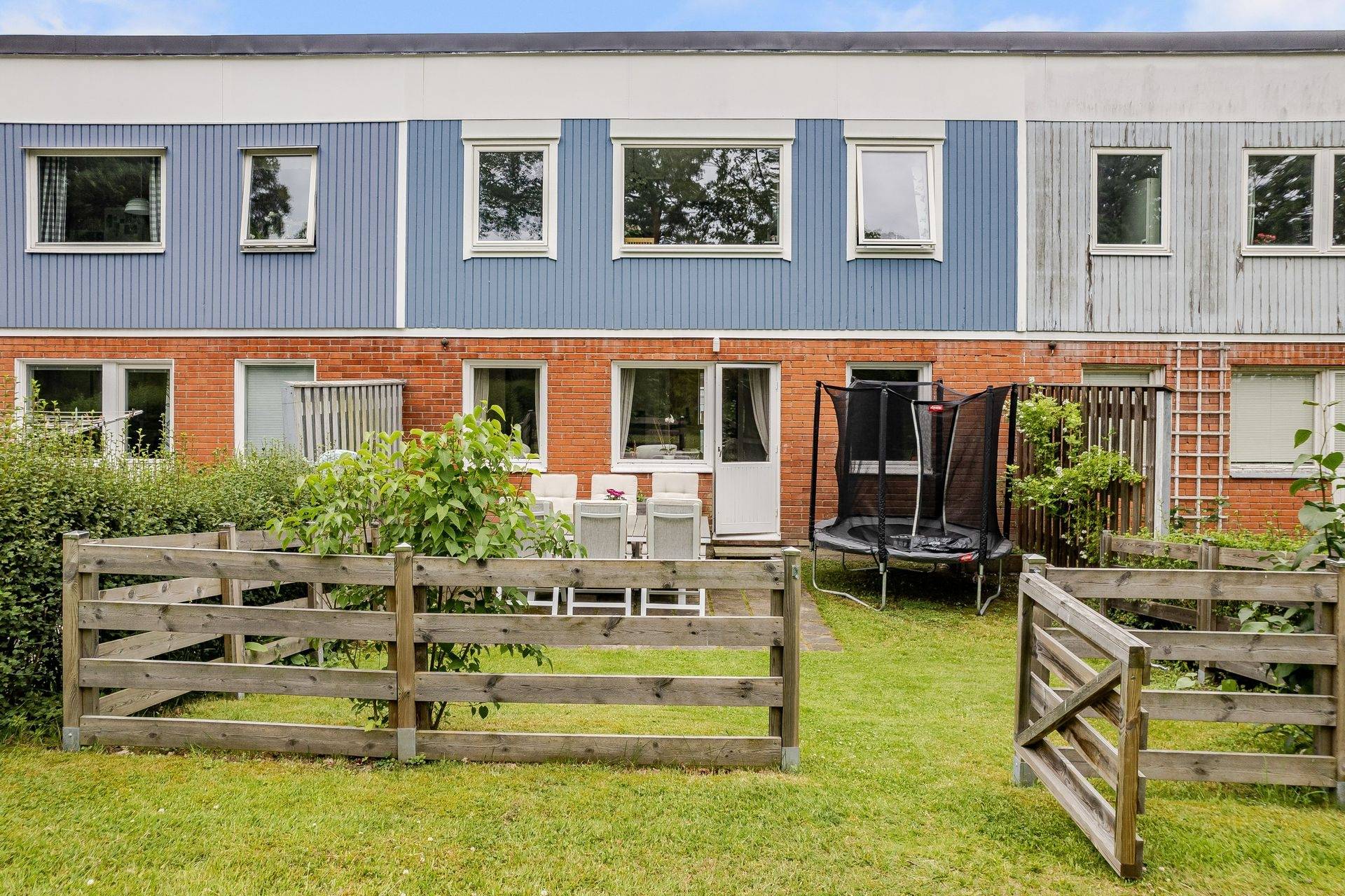 6 rum Radhus på Örtagårdsvägen 19 Ulvhäll/Fridhem Strängnäs kommun - bild 10