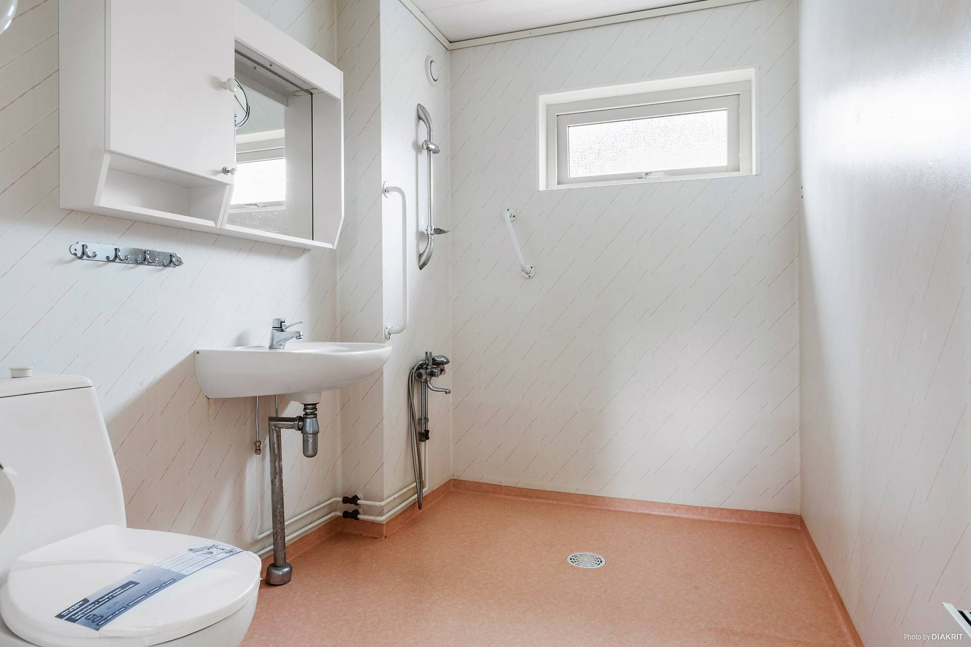 5 rum Villa på Stenlidenvägen 8 Lextorp Trollhättans kommun - bild 15