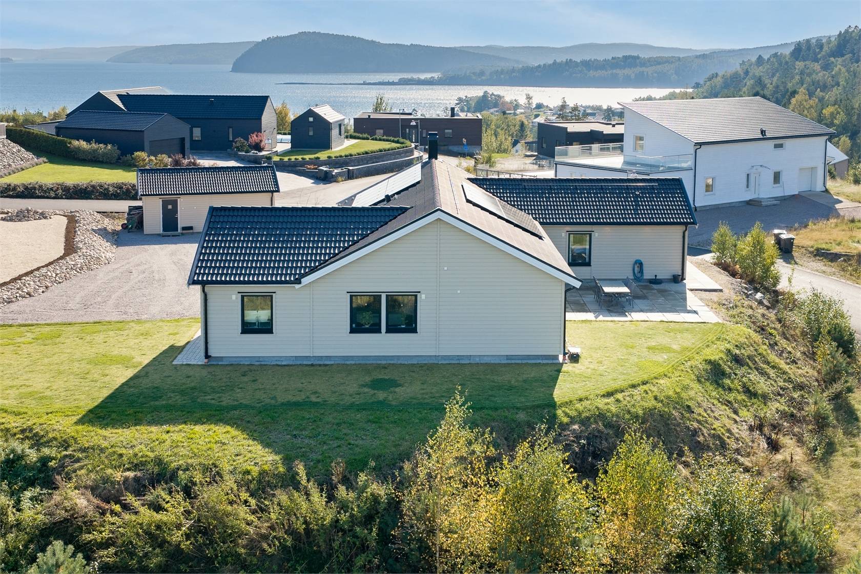 7 rum villa på Långholmsvägen 1 Lanesund, Uddevalla kommun - bild 2