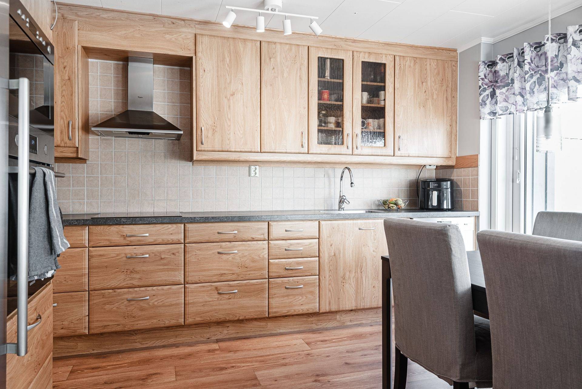 5 rum Radhus på Nyckelpigevägen 88 Skövde kommun - bild 9