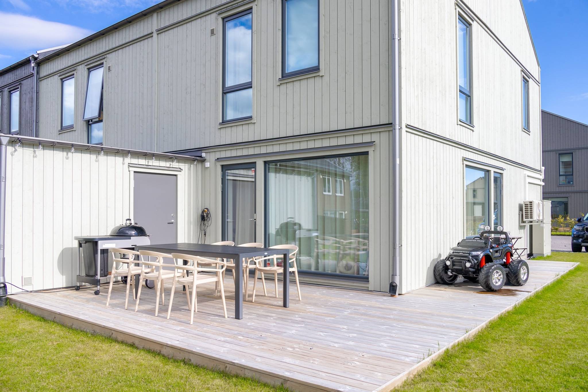 4 rum Radhus på MORKULLESTRÅKET 9 Valsjöskogen Margretelund Österåkers kommun - bild 4