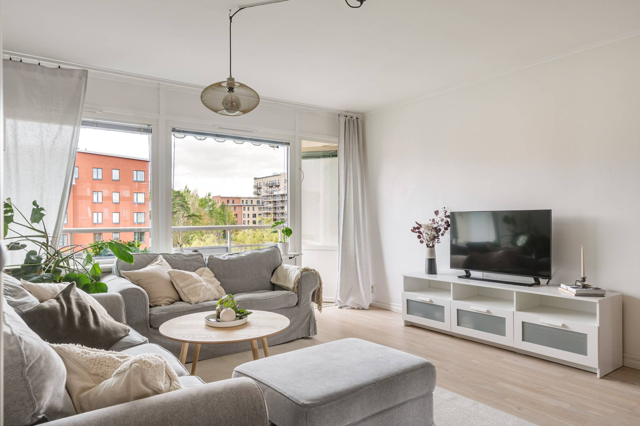 3 rum Lägenhet på Jonstorpsvägen 4 Huvudsta Solna kommun - bild 3
