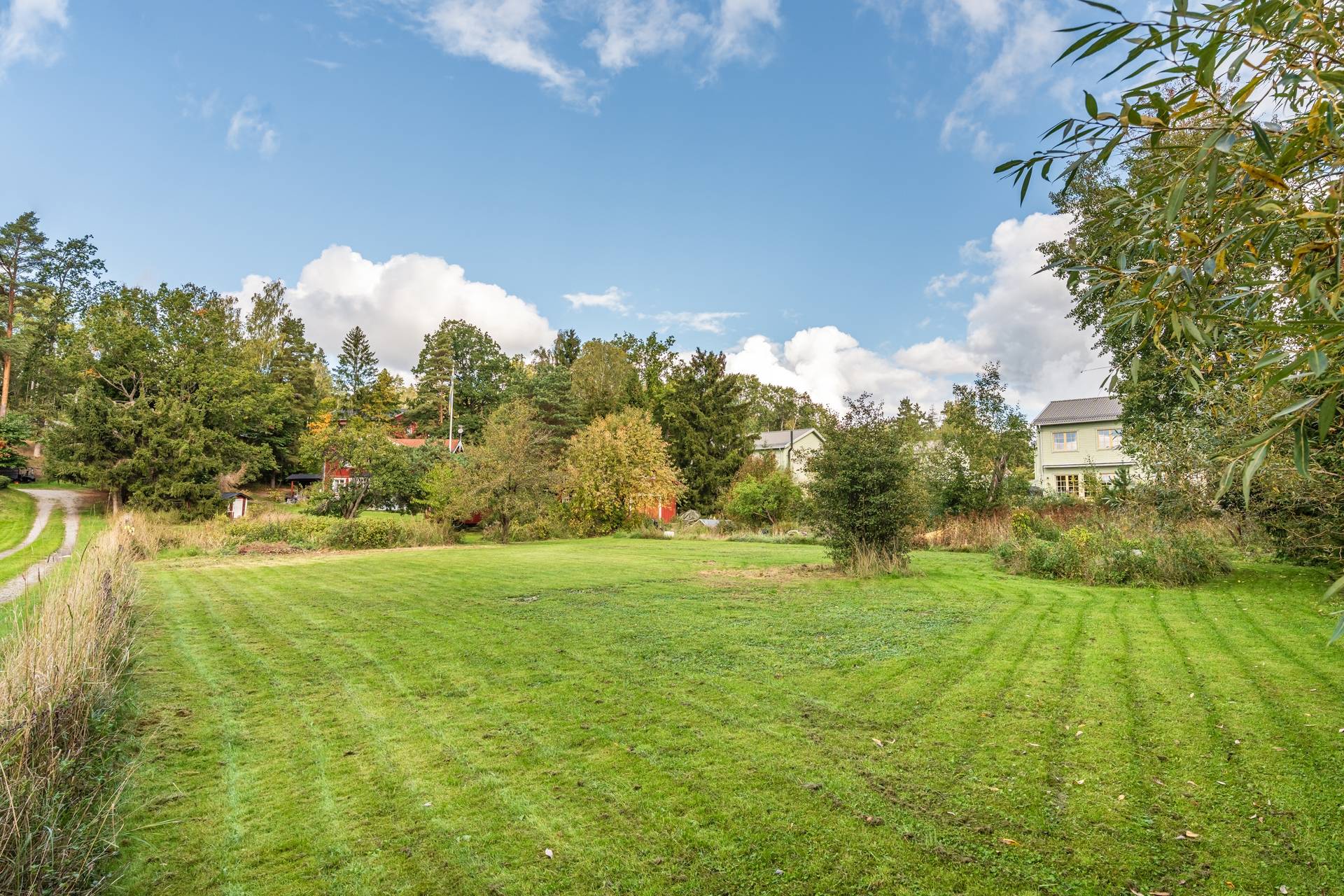 Tomt på ÖSTERÅKER SVARTGARN 2:731 Rydbo Saltsjöbad Österåkers kommun - bild 1