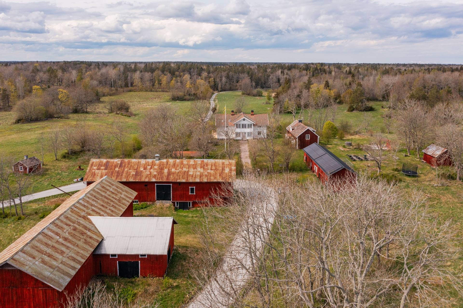 6 rum gård/skog på Holmsundsvägen 6 Björhövda, Norrtälje kommun - bild 3