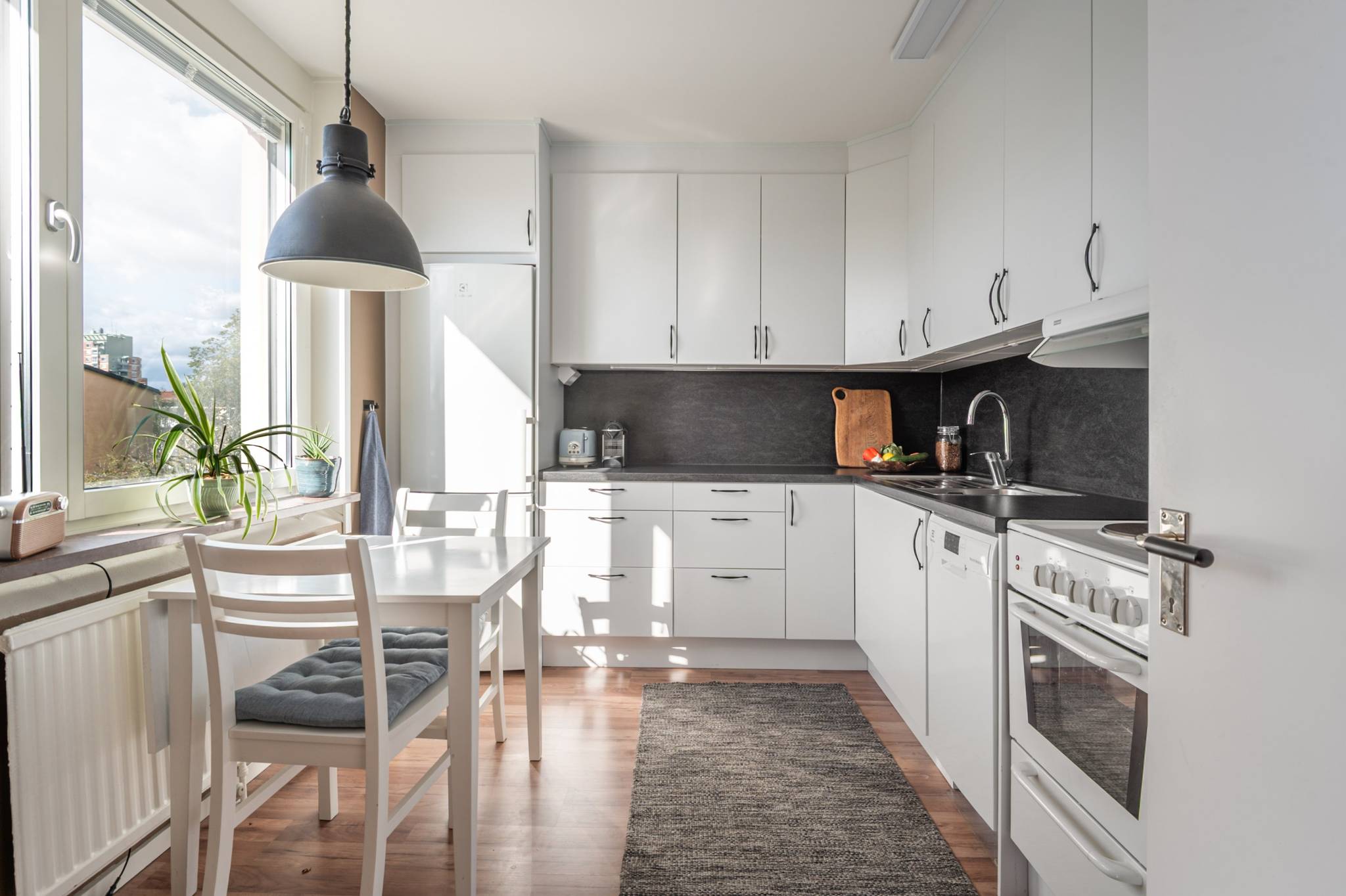 1 rum lägenhet på Utgårdsvägen 11 Handen, Haninge kommun - bild 3