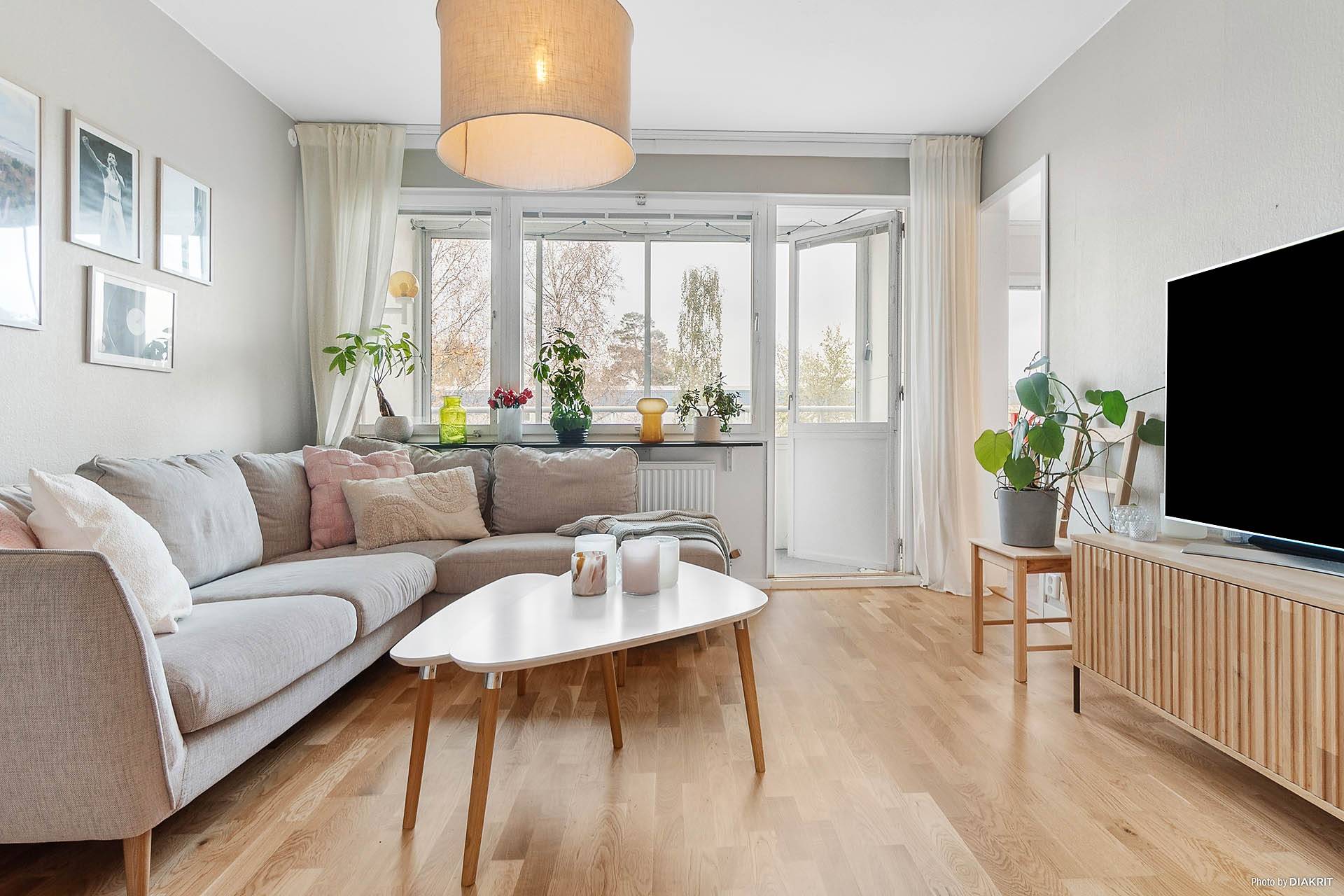 2 rum Lägenhet på Björnbärsstigen 22 Tibble Upplands-Bro kommun - bild 2