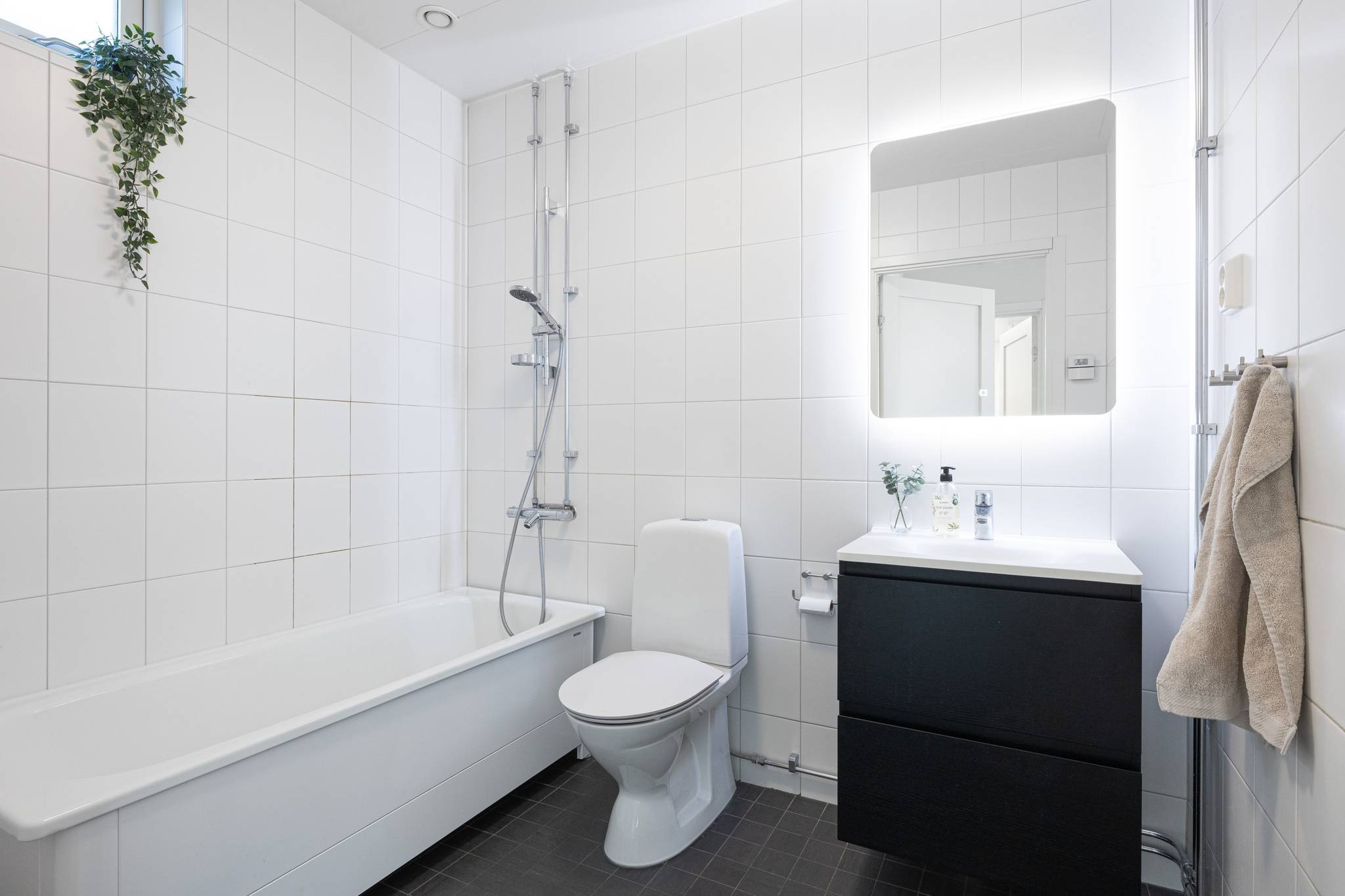 5 rum Villa på Gåsörtsvägen 36 Stora Ursvik Sundbybergs kommun - bild 16