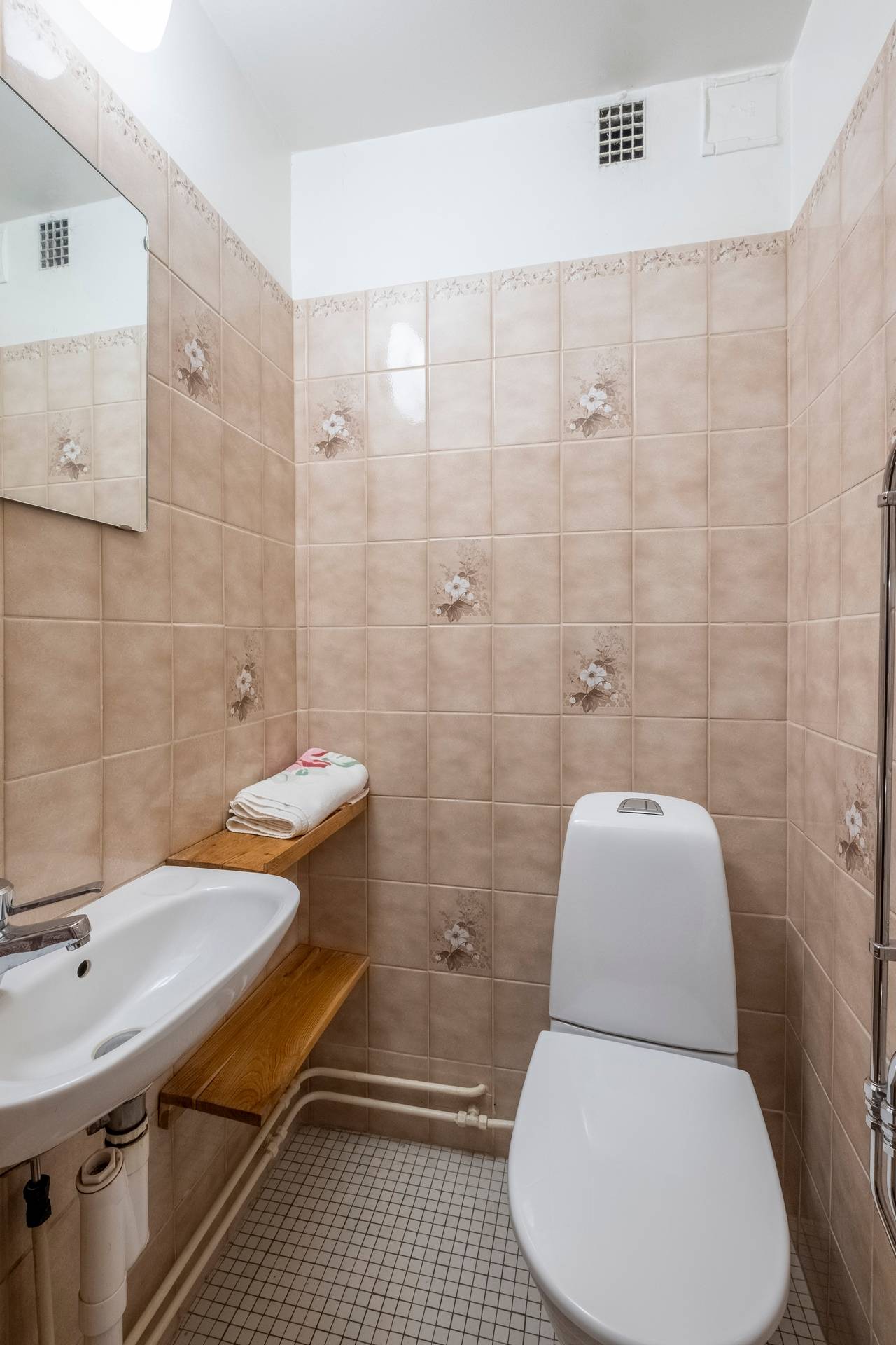 8 rum Villa på Södra Brogatan 27 Övre Nyfors Eskilstuna kommun - bild 22