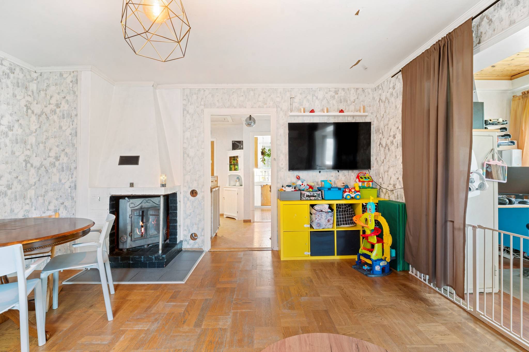 5 rum Villa på Lågbol 101 Uppsala kommun - bild 5