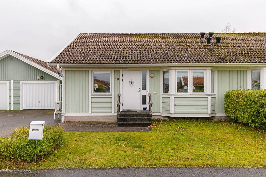 3 rum Lägenhet på Falkagårdsvägen 19 Vinninga Lidköpings kommun - bild 3