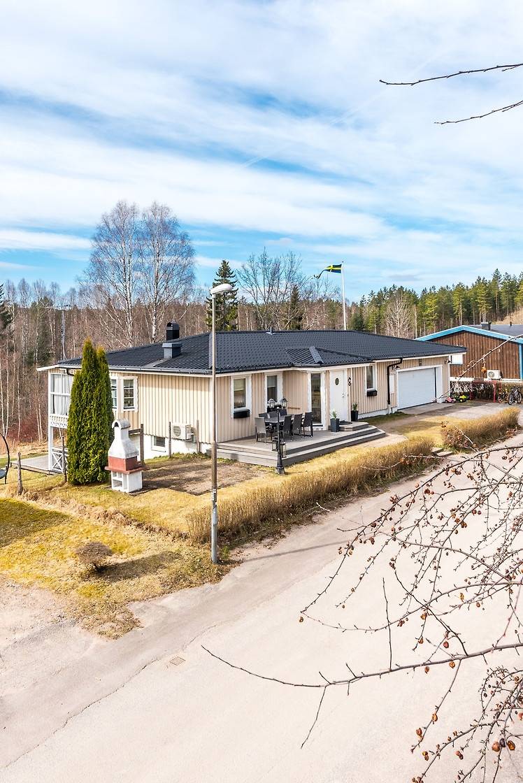 7 rum Villa på Ängsstigen 16 Sunnemo Hagfors kommun - bild 2