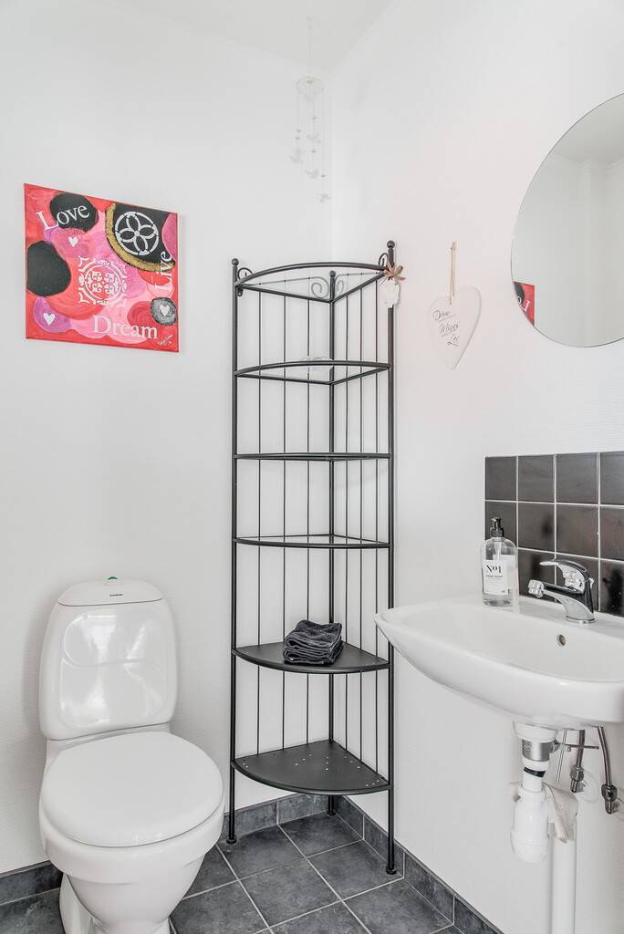 5 rum Villa på Slottsvägen 1 Hökerum Ulricehamns kommun - bild 8