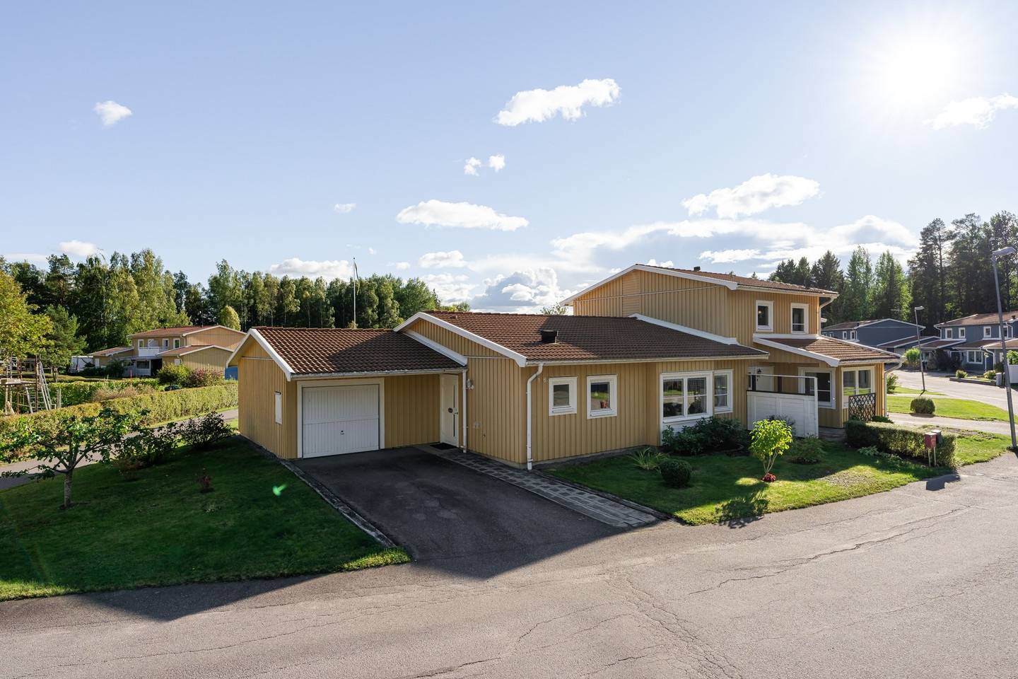 3 rum Parhus på Jakob Ols Väg 16 Tierp Tierps kommun - bild 1