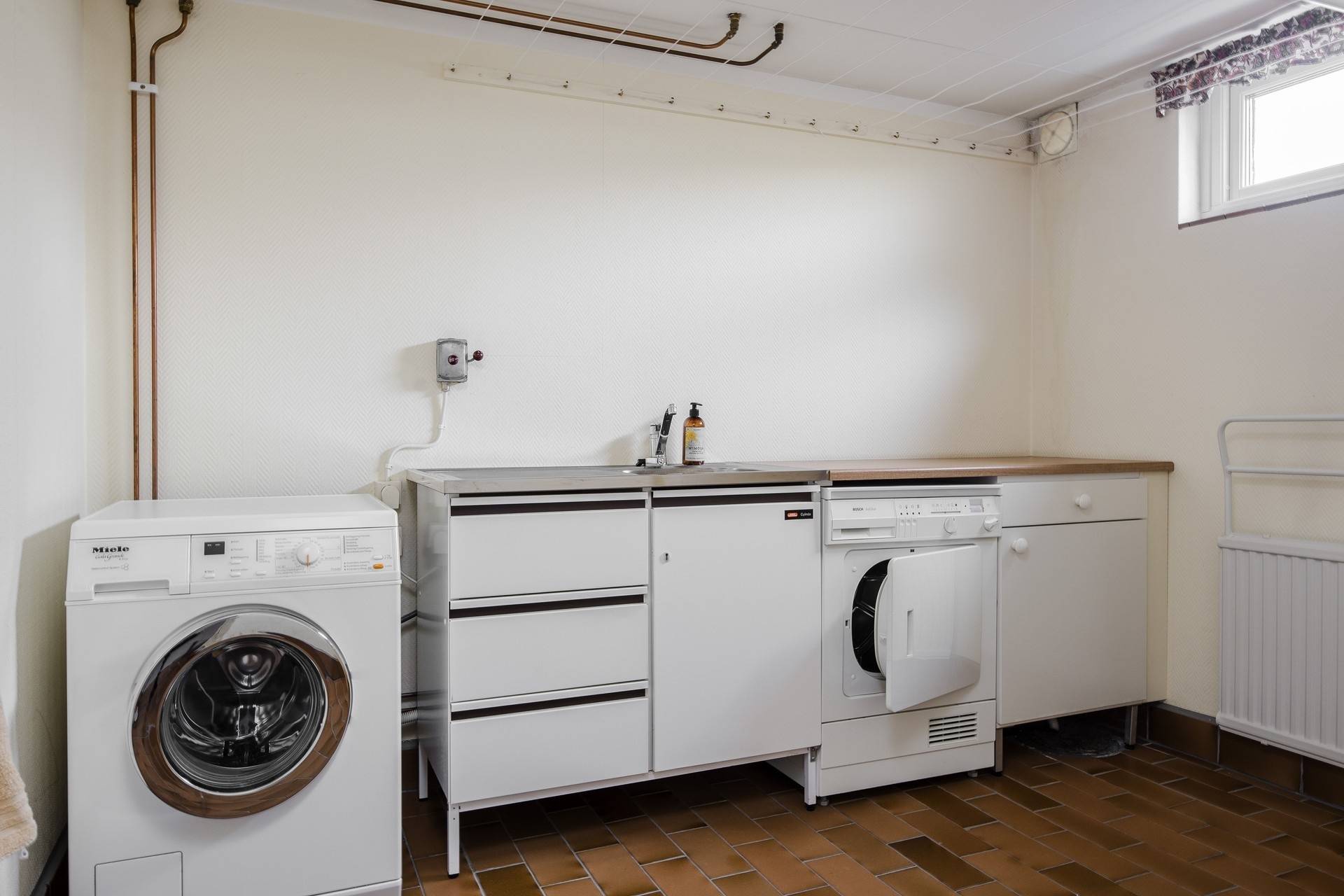 5 rum Villa på Salebygatan 6 Lidåker Lidköpings kommun - bild 56