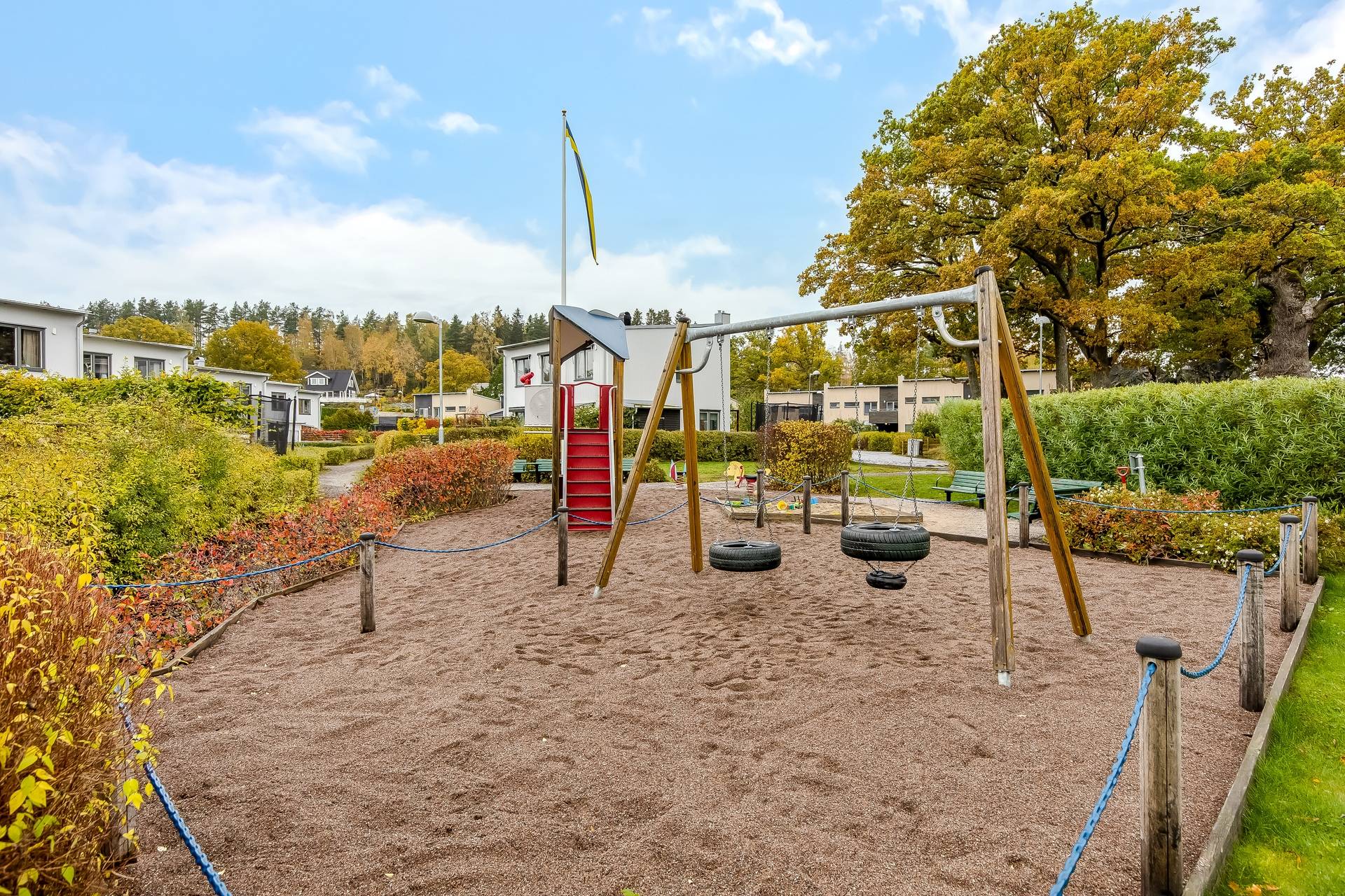 5 rum Radhus på Lodjurets väg 15 Mariefred Strängnäs kommun - bild 51