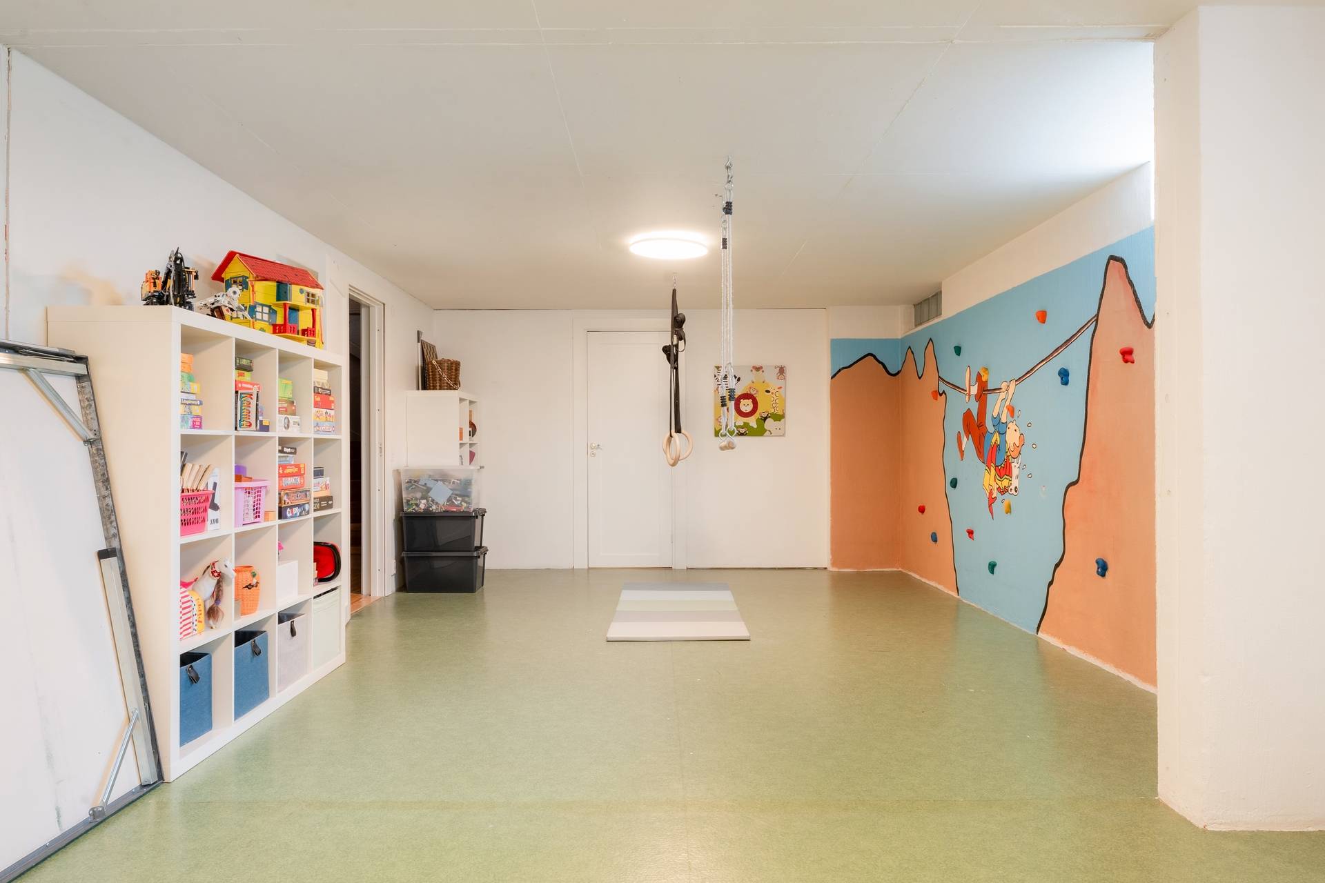 8 rum Kedjehus på Snickarvägen 8 Stigtomta Nyköpings kommun - bild 30