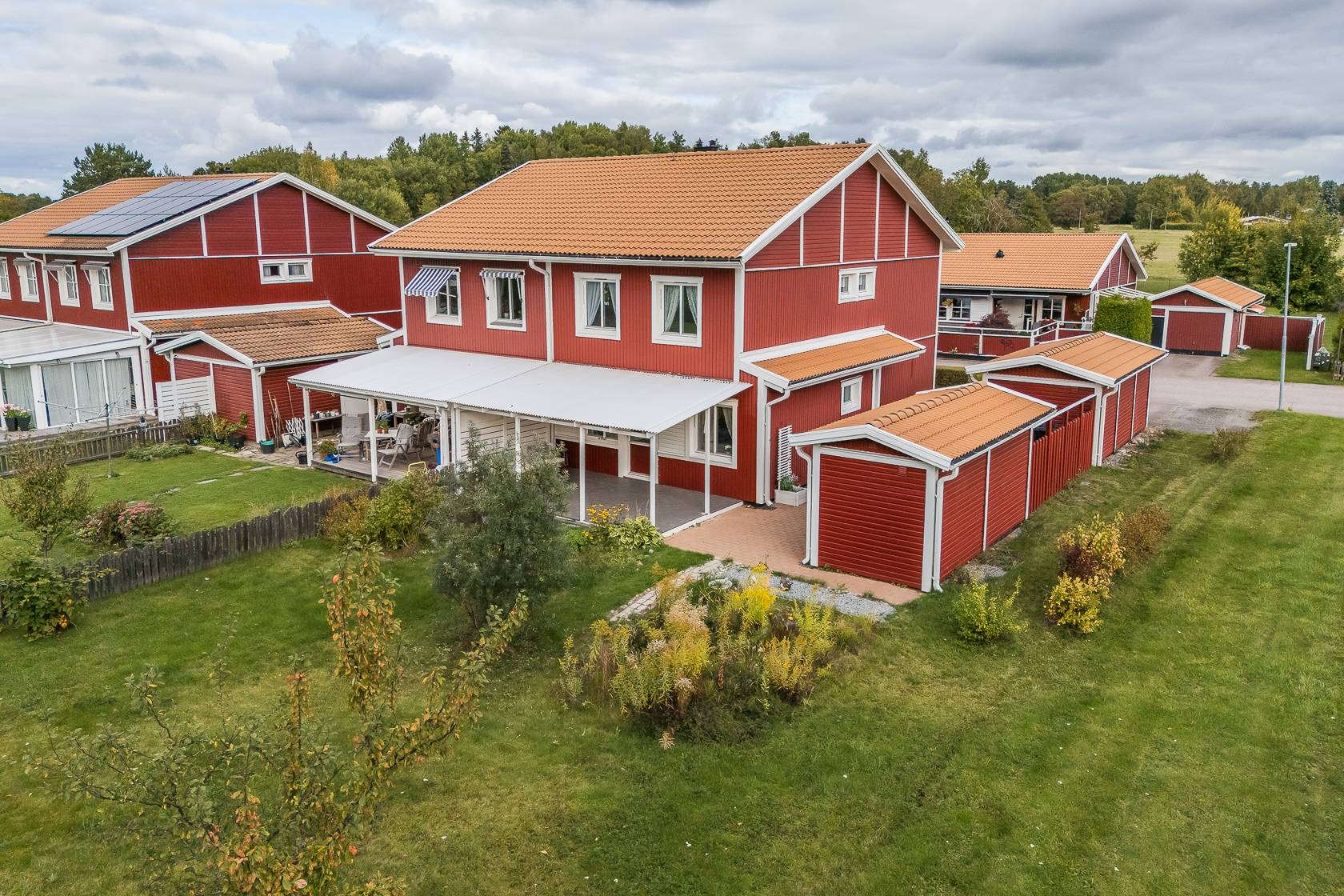 5 rum Parhus på Kvarnstensvägen 17 Bålsta - Broby Backar Håbo kommun - bild 25