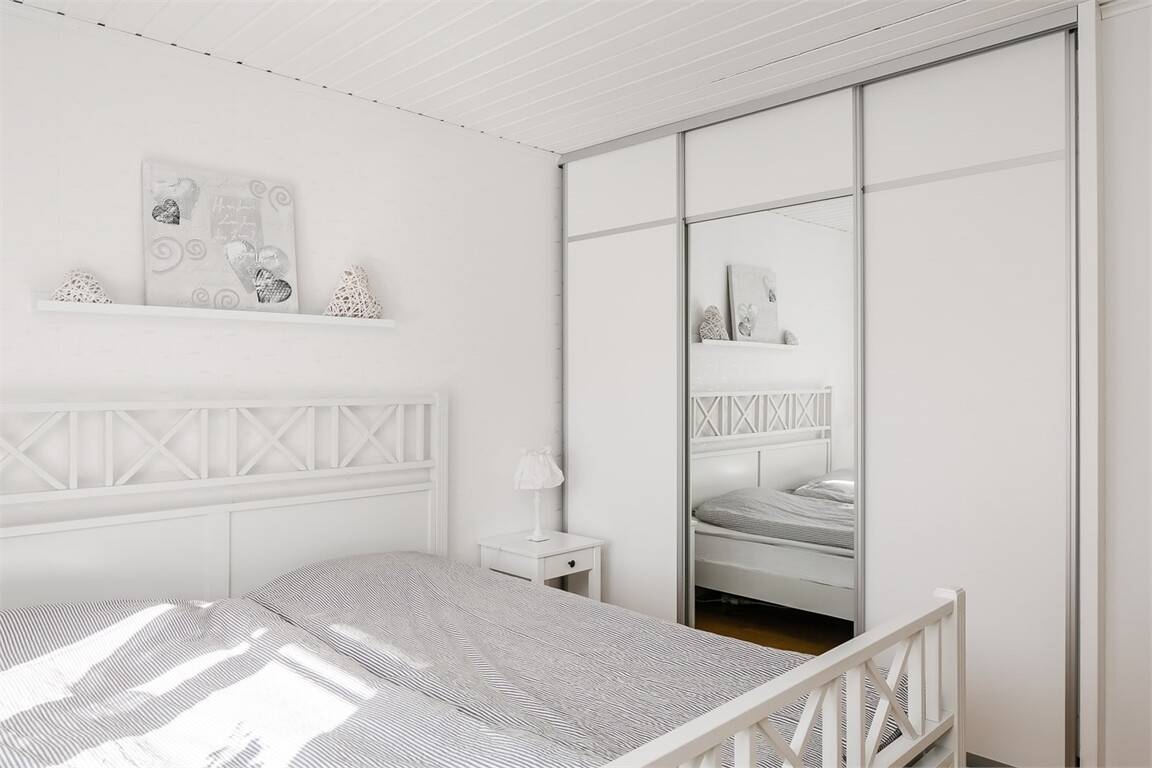 6 rum Villa på Långhagsvägen 7 Sjötorp Mariestads kommun - bild 17