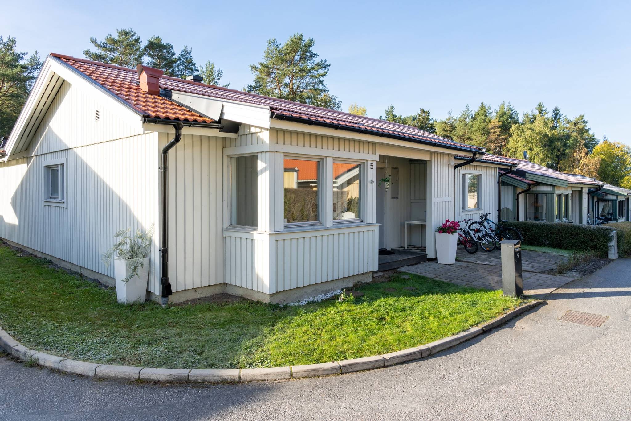 5 rum Villa på Plommonvägen 5 Västra Ängby Knivsta kommun - bild 2