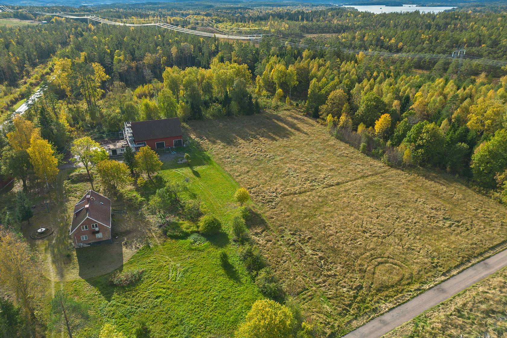 7 rum Gård utan jordbruk på Hultets gård Öresjö Trollhättans kommun - bild 2