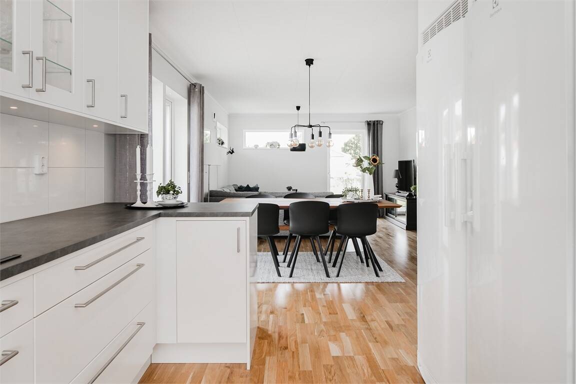 7 rum Villa på Hökugglevägen 14 Hentorp Skövde kommun - bild 28