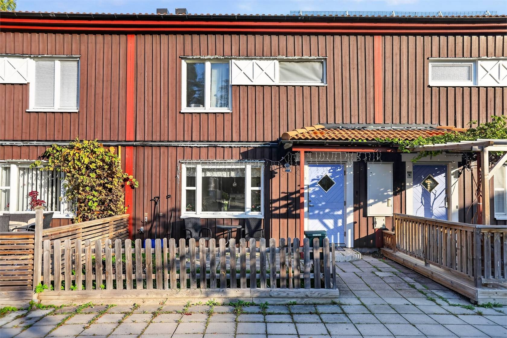 4 rum Radhus på Elsa Beskows stig 20 Södertälje kommun - bild 1