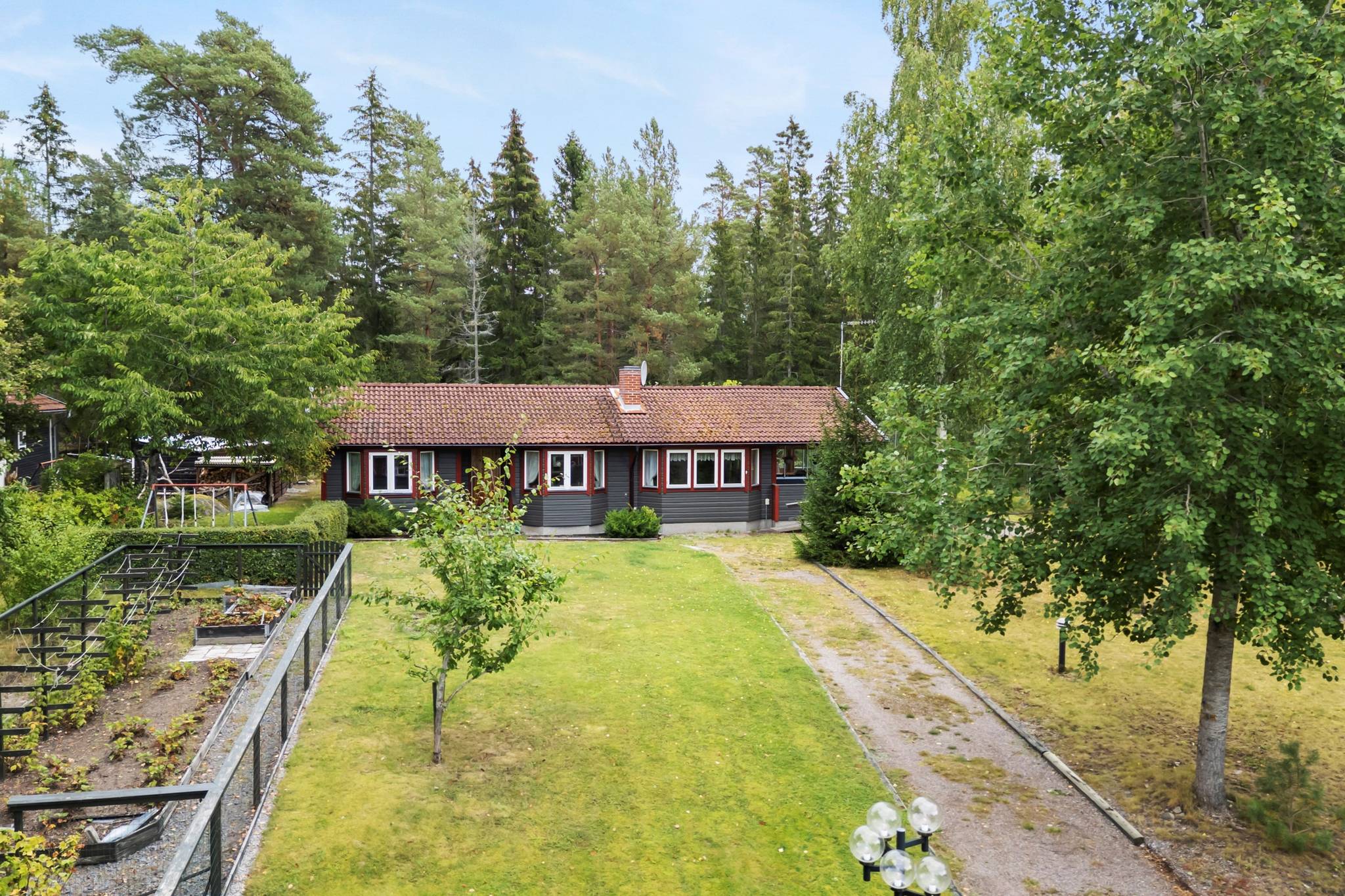 3 rum vinterbonat fritidshus på Arkvägen 9 Norrtälje, Norrtälje kommun - bild 1