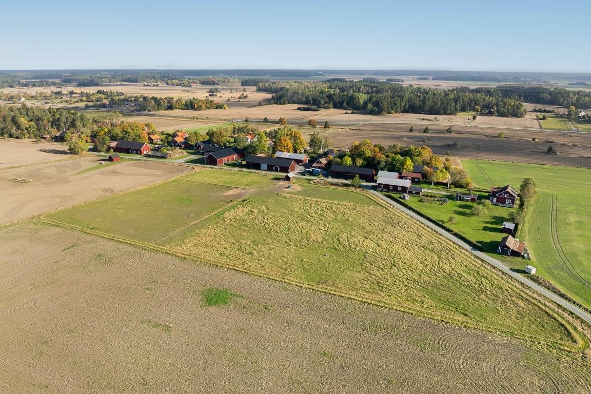 9 rum Gård utan jordbruk på Boglösa Svallby 5 Enköping Enköpings kommun - bild 58