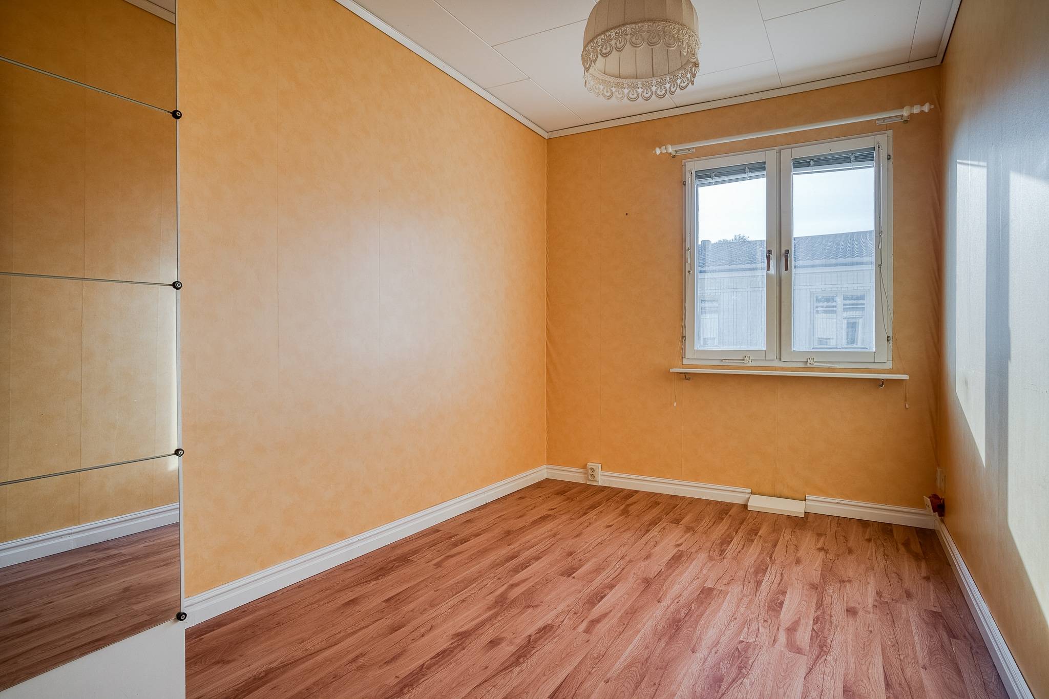 5 rum Radhus på Södra Åsvägen 71 Österskär Österåkers kommun - bild 12