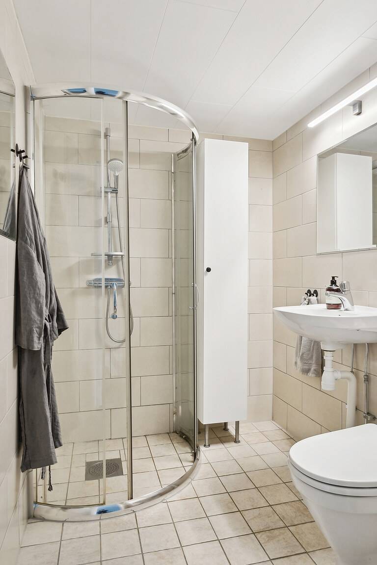 5 rum Radhus på Hallonvägen 54 Floda - Uddared Lerums kommun - bild 22