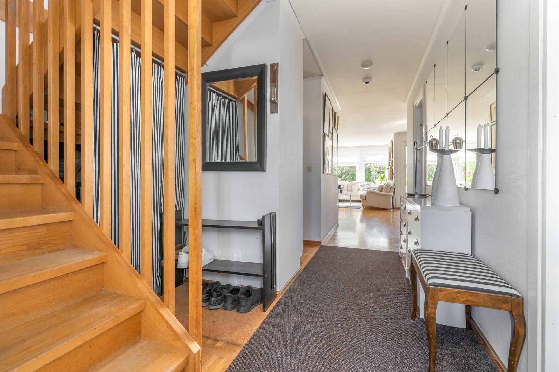 6 rum Radhus på Lomvägen 539 Sjöberg Sollentuna kommun - bild 12