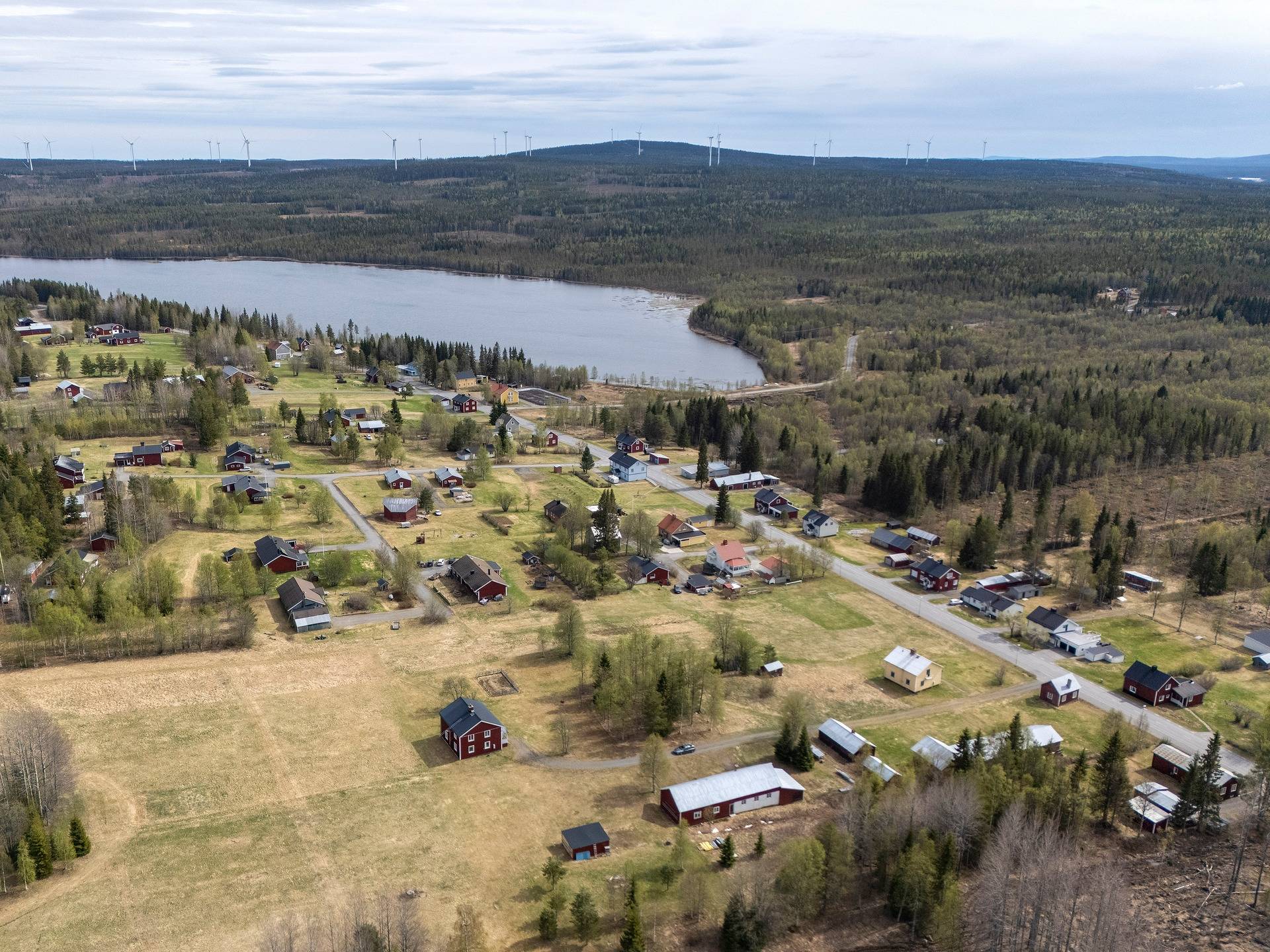 4 rum Gård utan jordbruk på Åkervägen 10 Rentjärn Malå kommun - bild 3