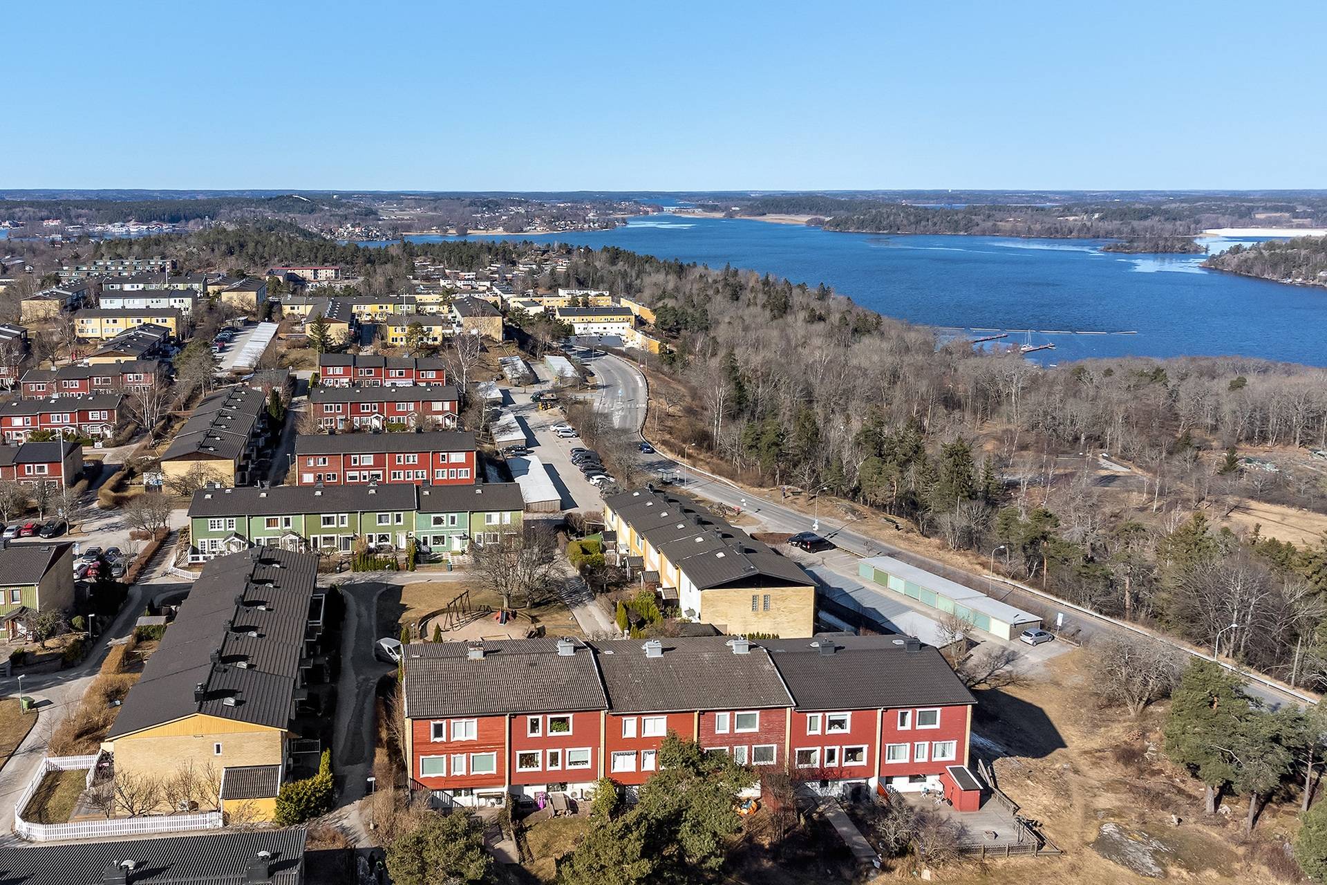7 rum Radhus på Bullerholmsgränd 19 Skärholmen Stockholms kommun - bild 42