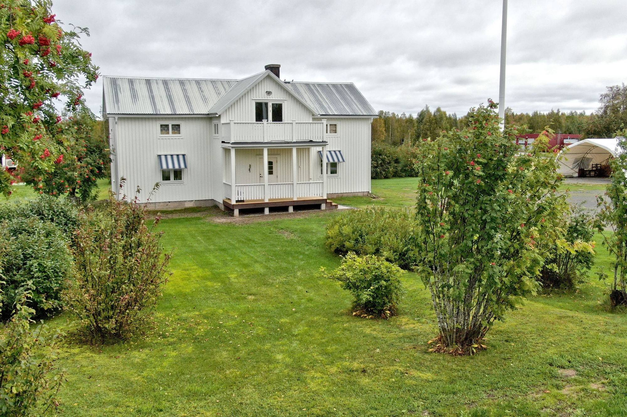 6 rum Villa på Älvvägen 14 Kalix kommun - bild 1