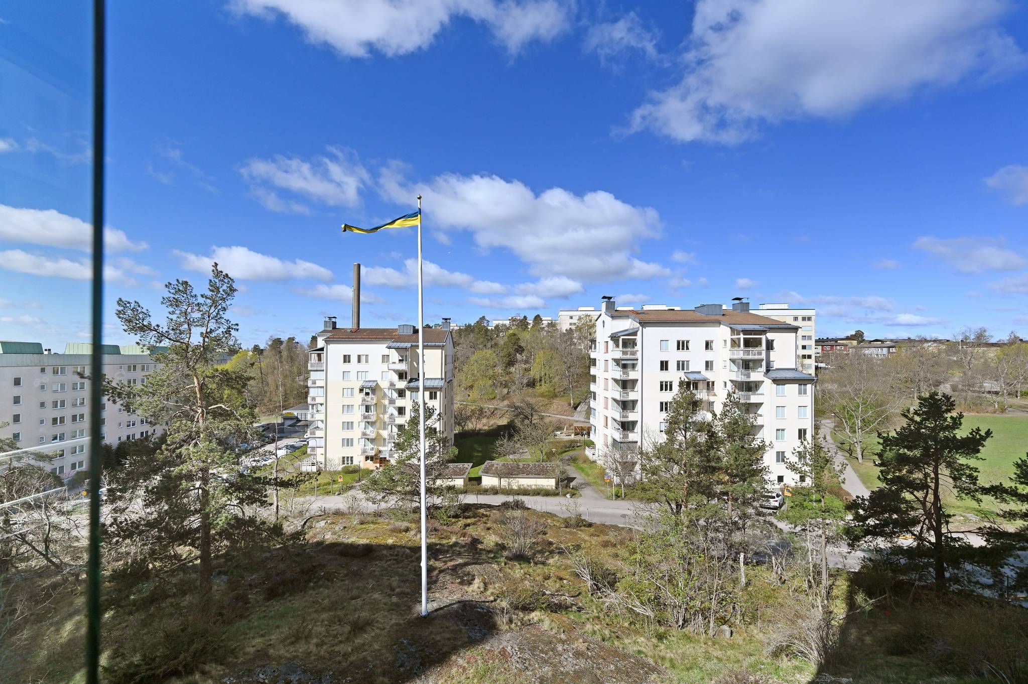 2 rum lägenhet på Ekholmsvägen 369 Skärholmens Centrum, Stockholms kommun - bild 2