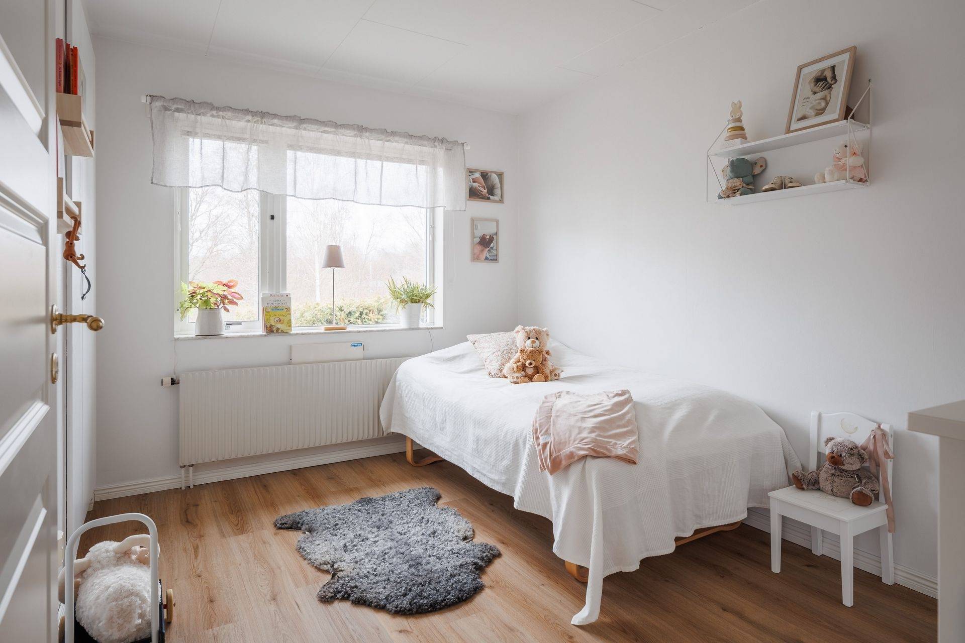 5 rum Par-/kedje-/radhus på Braxenvägen 20 Källby Götene kommun - bild 41