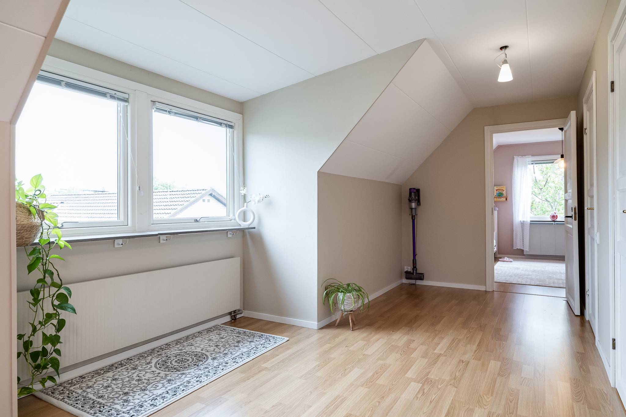 8 rum Villa på Wallenstråles väg 70 Kumla Stad Kumla kommun - bild 30
