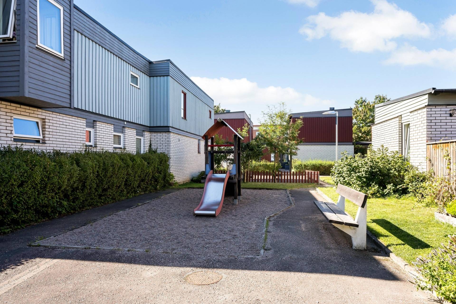 4 rum Radhus på Österängsgatan 25 Fålhagen Uppsala kommun - bild 37