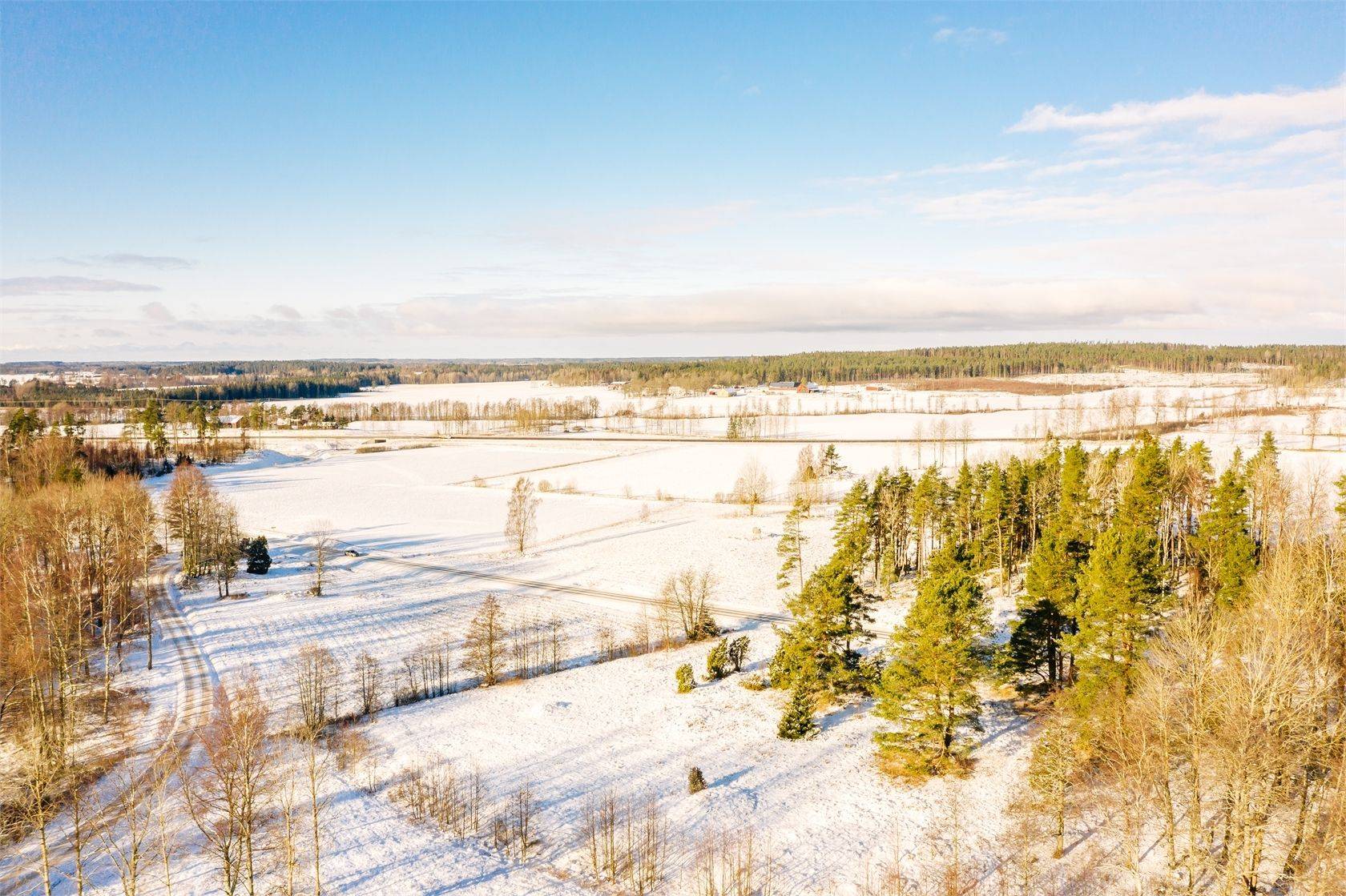 Gård/skog på Valeholm Buren 1 Hova Landsbygd Gullspångs kommun - bild 3