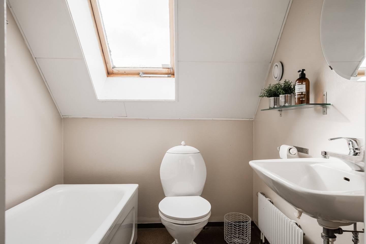 7 rum Villa på Dvärggatan 19 Häggetorp Tibro kommun - bild 30