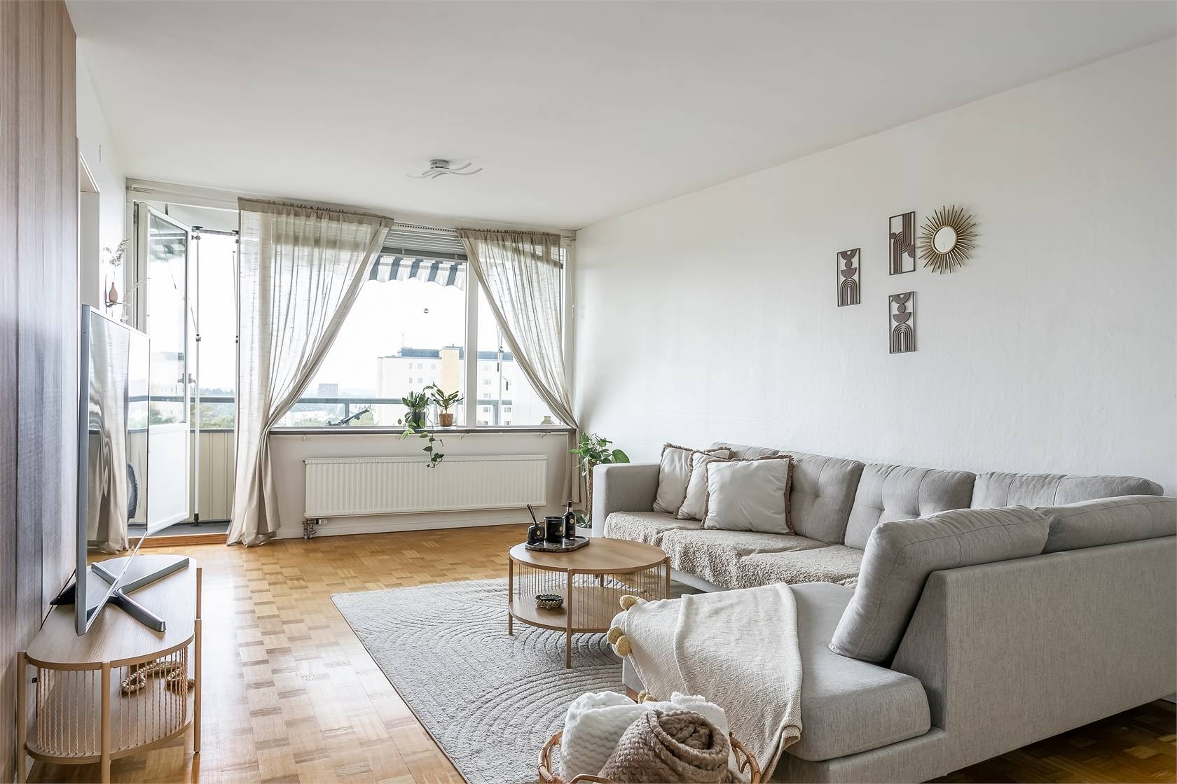3 rum lägenhet på Lädersättravägen 99, Vån 8/8 Kallhäll, Järfälla kommun - bild 1
